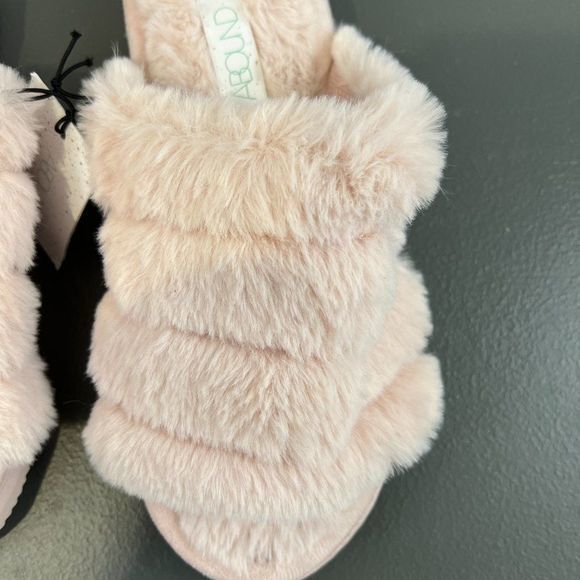 NWT ABOUND Pink Wynter‎ Fab Faux Fur Slip On Slipper Sandals (S-5/6) - Picture 6 of 9